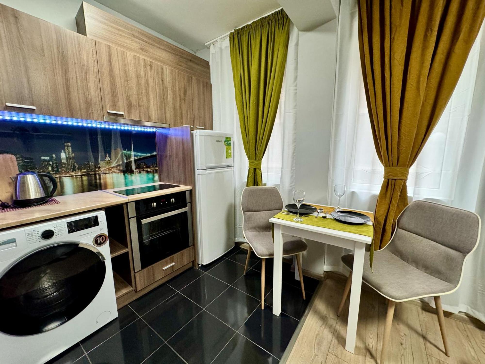Central Studio Apartment - Varna City Экстерьер фото